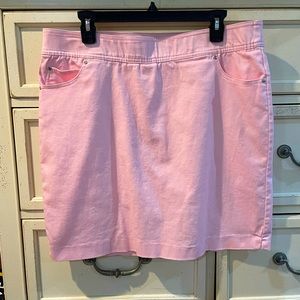 Kim Rogers pink skirt with shorts lining. Like new!